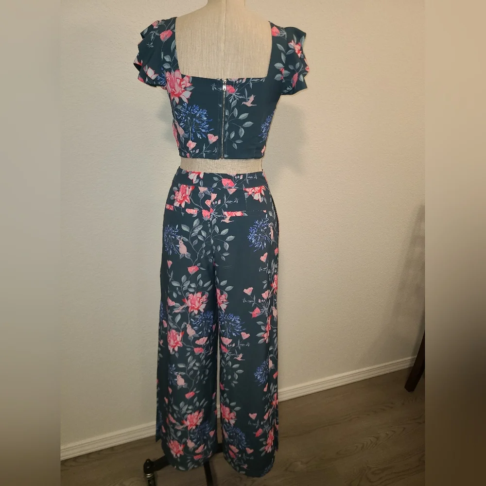 ENDLESS ROSE Floral Set - Picture 4 of 8